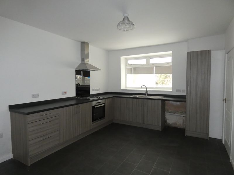 Kitchen/Diner- click for photo gallery